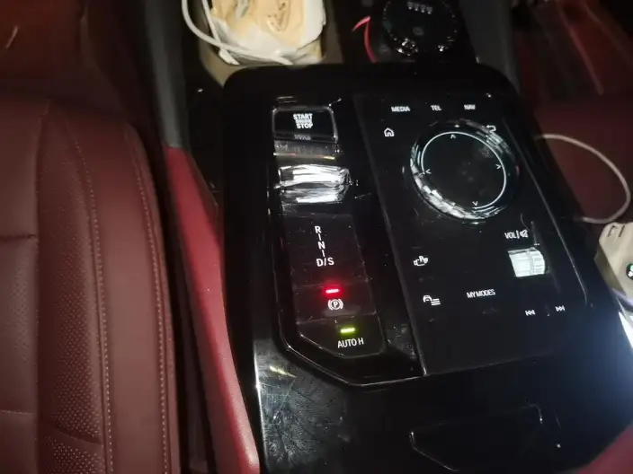 BMW 5 Series 2024 Model 530Li Exclusive Model Luxury Set – фото 9