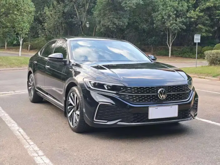 Volkswagen Passat 2022 Model 330TSI Starry sky Elite Edition – фото 3