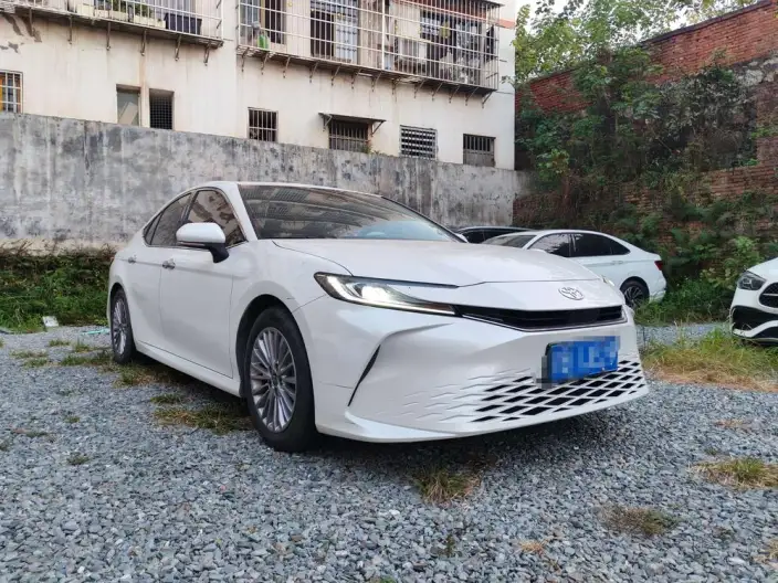 Toyota Camry 2024 Model 2.0GVP Deluxe Edition – фото 3
