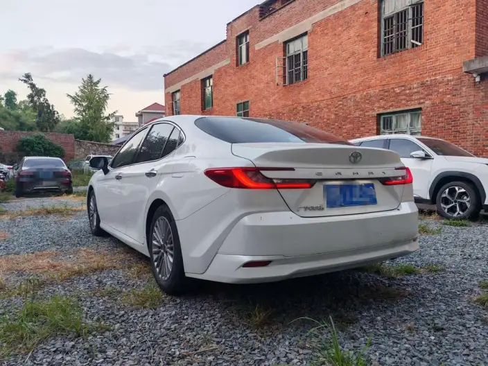 Toyota Camry 2024 Model 2.0GVP Deluxe Edition – фото 4
