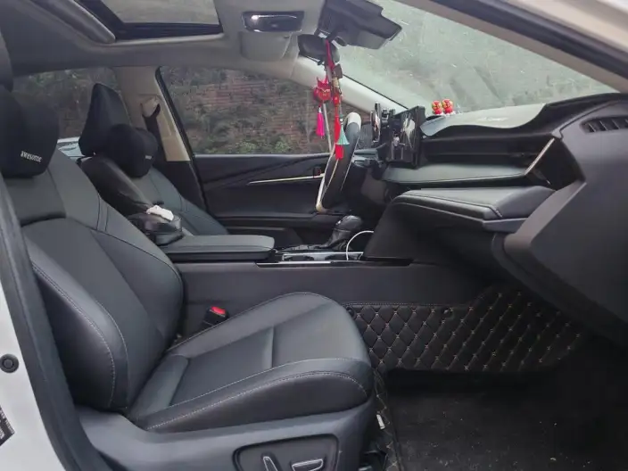 Toyota Camry 2024 Model 2.0GVP Deluxe Edition – фото 8