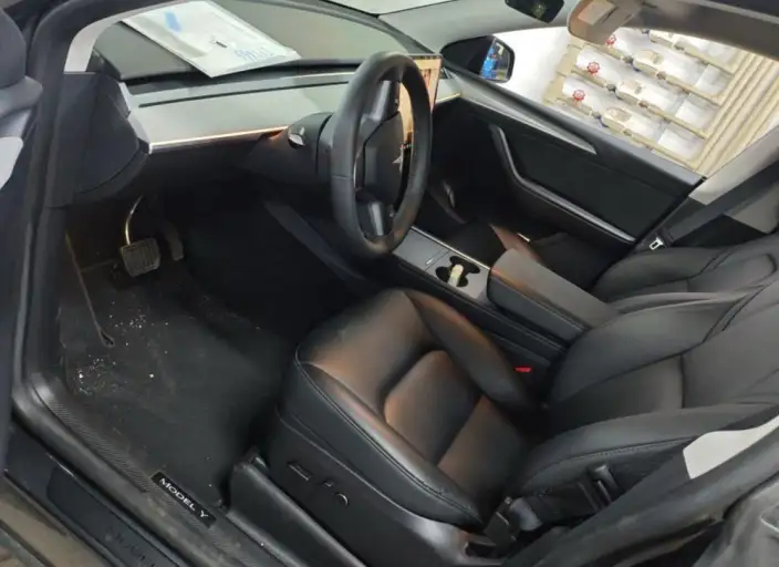 Model Y 2024 Model Rear-wheel drive version – фото 7
