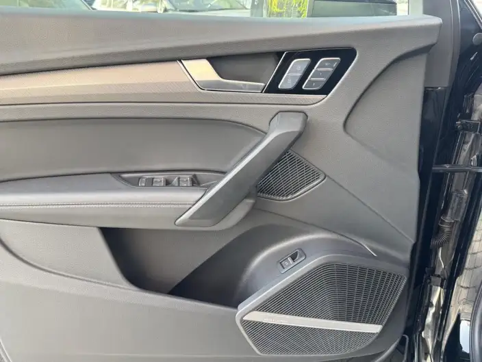 Audi Q5L 2025 Model 45TFSI Luxury Dynamic Model – фото 9