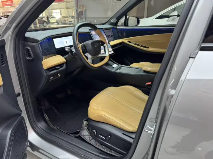 Geely Galaxy L7 2023 Model 1.5T DHT 115km Asian Games Phantom Edition – фото 8