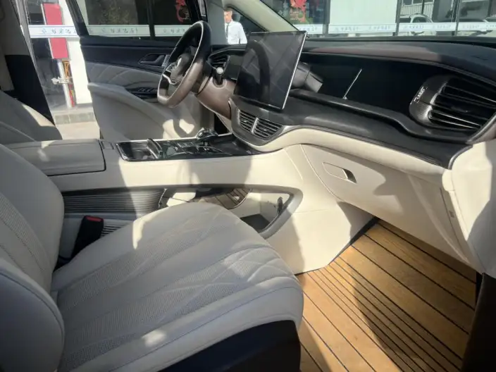 DENZA D9 DM 2025 Model Smart Driving Edition 1100 Luxury Model – фото 7