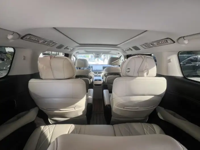 DENZA D9 DM 2025 Model Smart Driving Edition 1100 Luxury Model – фото 9