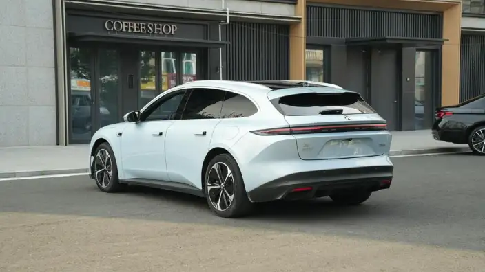 NIO ET5 2024 Model 75kWh – фото 5