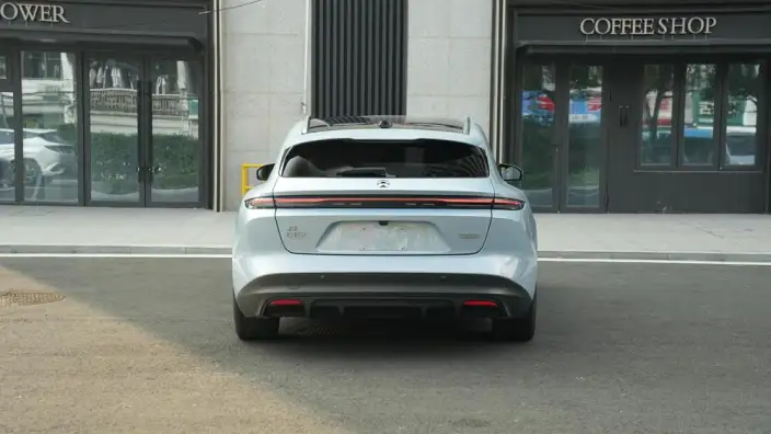 NIO ET5 2024 Model 75kWh – фото 6