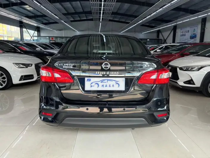 Nissan Sylphy 2022 Model Classic 1.6 XL CVT Deluxe Edition – фото 4