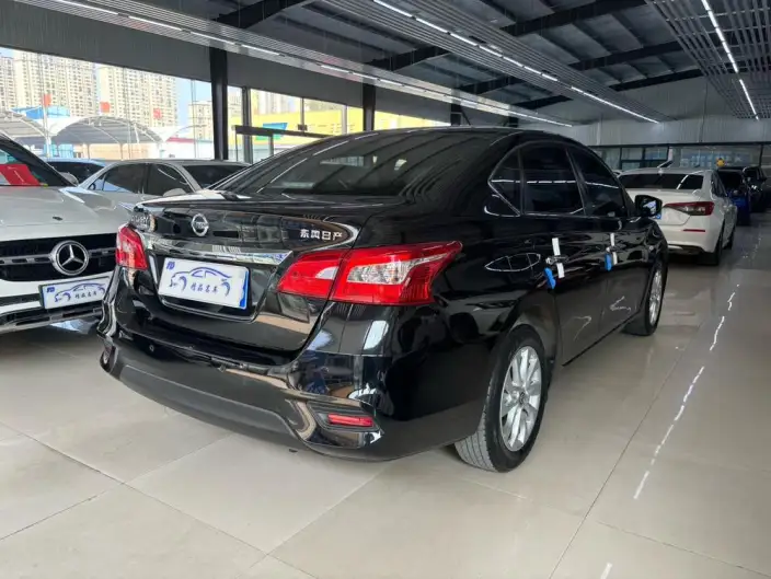 Nissan Sylphy 2022 Model Classic 1.6 XL CVT Deluxe Edition – фото 5