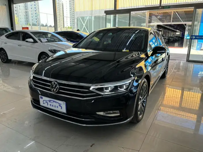 Volkswagen Magotan 2020 Model 380TSI DSG Luxury Model – фото 1