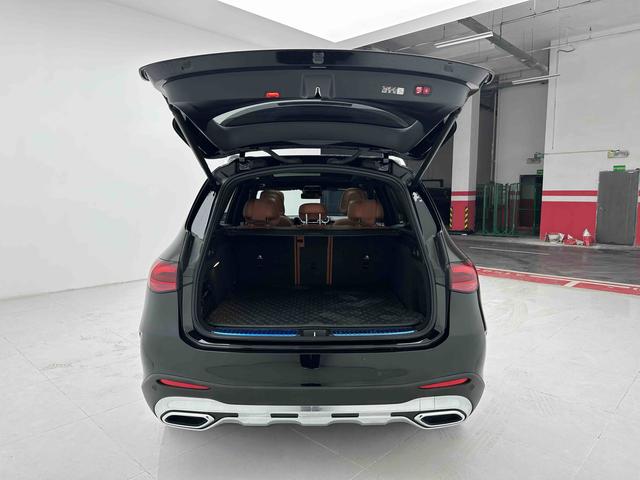 Mercedes-Benz GLC 2023 Modi f ied GLC 260 L 4MATIC Dynamic 5-Seater – фото 7