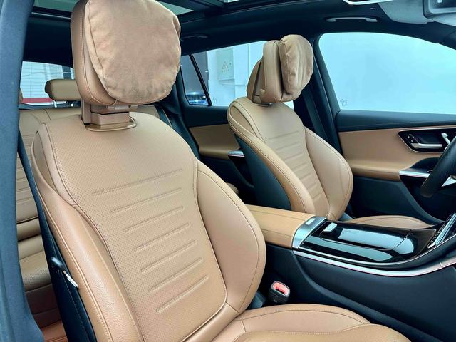 Mercedes-Benz GLC 2023 Modi f ied GLC 260 L 4MATIC Dynamic 5-Seater – фото 15