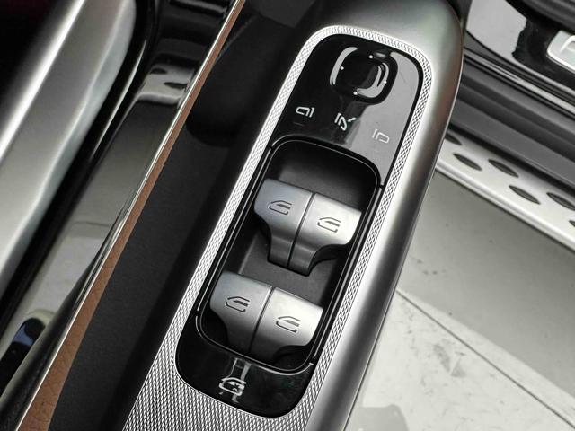 Mercedes-Benz GLC 2023 Modi f ied GLC 260 L 4MATIC Dynamic 5-Seater – фото 16