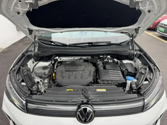 Volkswagen Tiguan L 2024 Model Pro 330TSI 2WD Zhixing Edition – фото 6