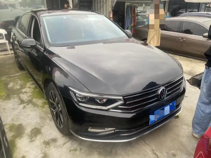 Volkswagen Magotan 2020 Model 330TSI DSG Luxury Model – фото 3