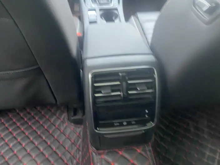 Volkswagen Magotan 2020 Model 330TSI DSG Luxury Model – фото 6