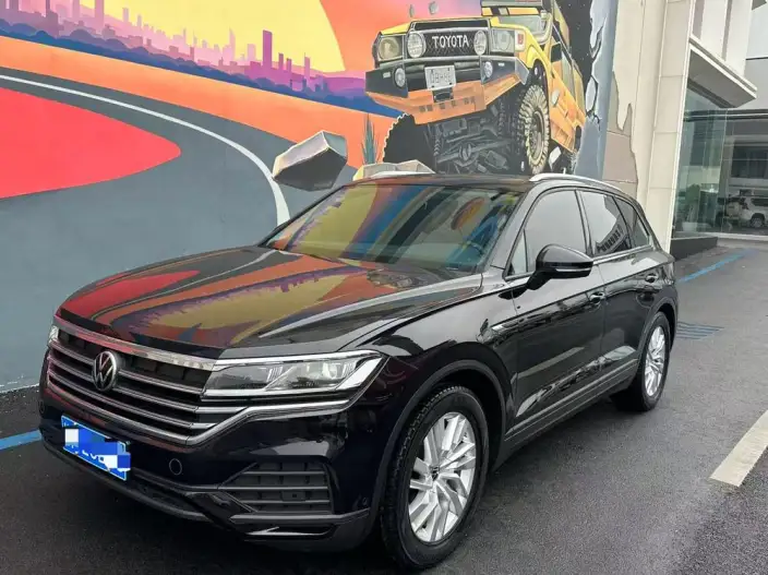 Volkswagen Touareg 2022 Model 2.0TSI Pilot Special Edition – фото 1