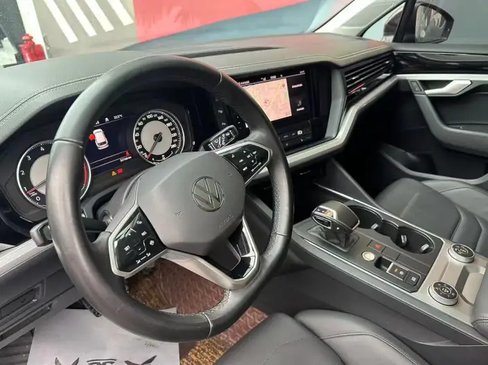 Volkswagen Touareg 2022 Model 2.0TSI Pilot Special Edition – фото 7