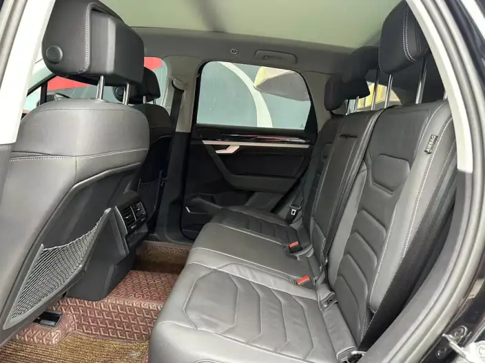 Volkswagen Touareg 2022 Model 2.0TSI Pilot Special Edition – фото 9