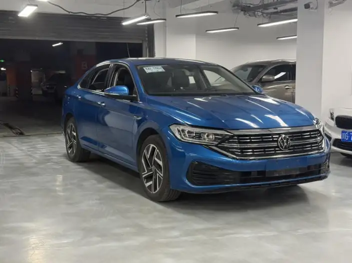 Volkswagen Sagitar 2023 Model 300TSI DSG Superior Edition – фото 3