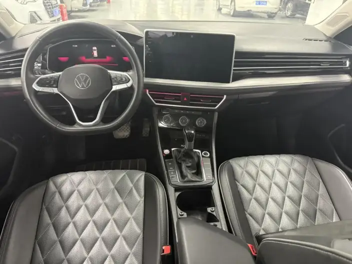 Volkswagen Sagitar 2023 Model 300TSI DSG Superior Edition – фото 9