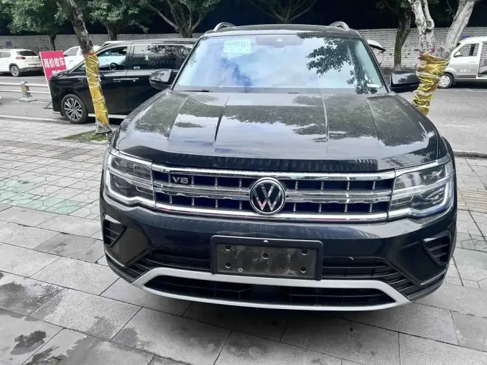 Volkswagen Teramont 2022 Model 530 V6 4WD Respect Deluxe Edition – фото 2