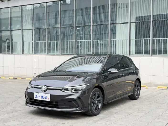 Volkswagen Golf 2021 Model 280TSI DSG R-Line – фото 1