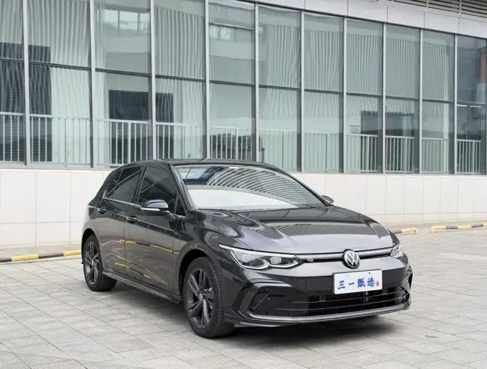 Volkswagen Golf 2021 Model 280TSI DSG R-Line – фото 3