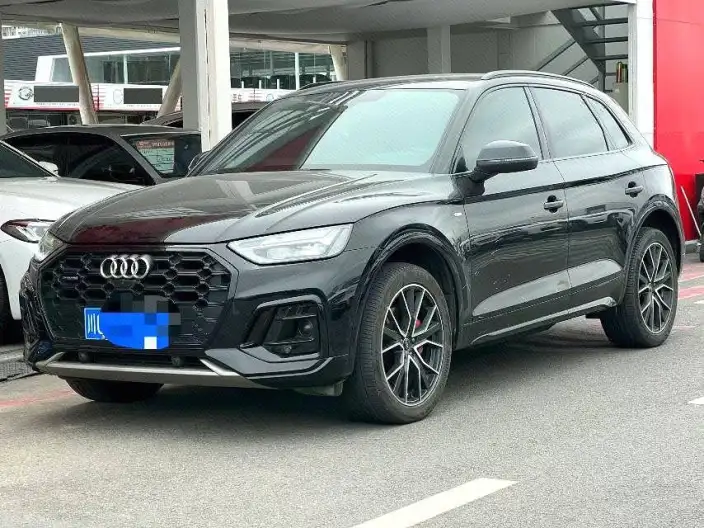 Audi Q5L 2024 Model 45TFSI Luxury Dynamic Model – фото 1