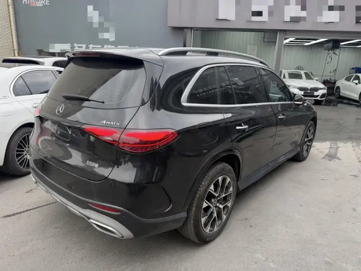 Mercedes-Benz GLC 2023 Model GLC 260 L 4MATIC Luxury Model 5 seat – фото 5