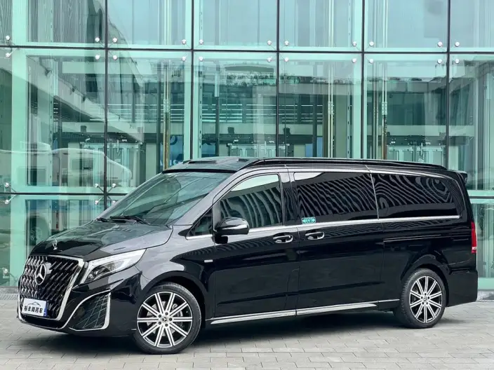 Mercedes-Benz V-Class 2022 Model V 260 L Long wheelbase Deluxe Edition – фото 1
