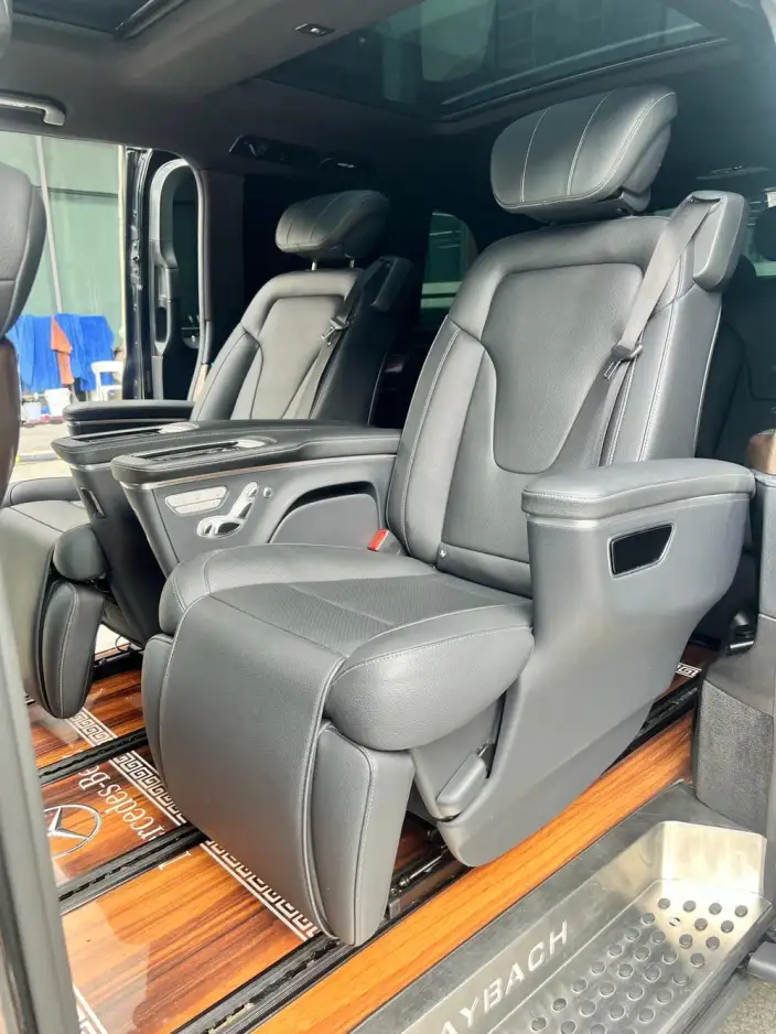Mercedes-Benz V-Class 2022 Model V 260 L Long wheelbase Deluxe Edition – фото 9