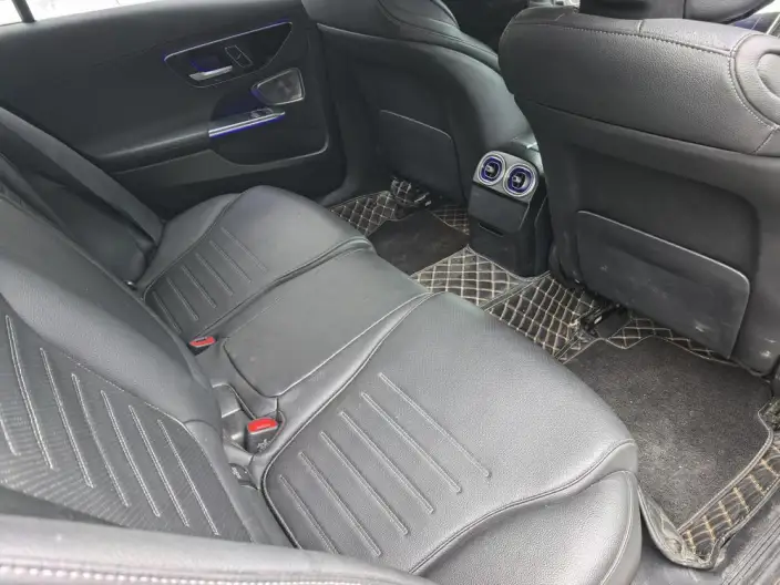 Mercedes-Benz C-Class 2024 Model C 260 L Sports Edition – фото 9