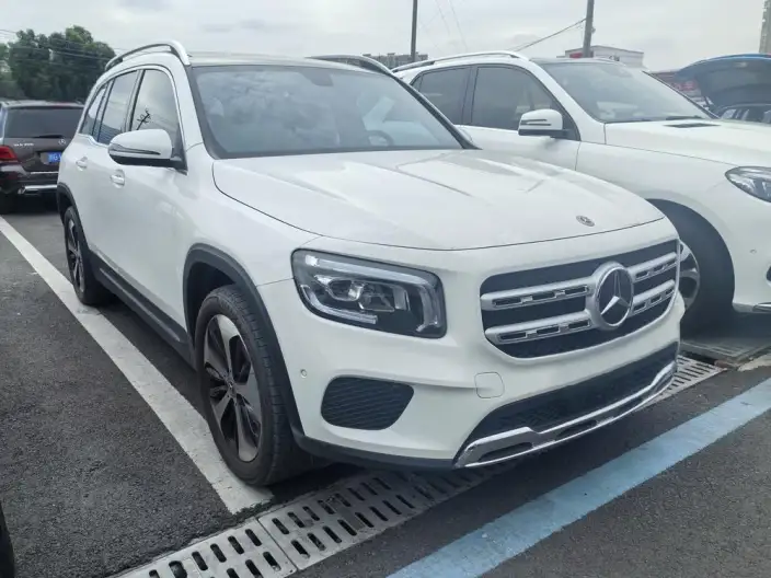 Mercedes-Benz GLB 2022 Model GLB 220 Fashion Model – фото 3