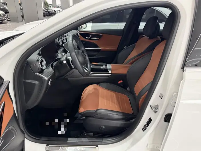 Mercedes-Benz C-Class 2023 Model C 260 L Sports Edition – фото 7