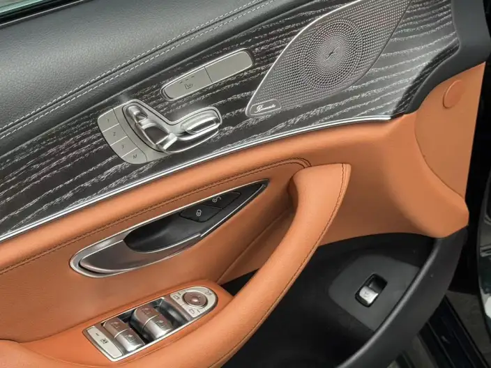 Mercedes-Benz CLS 2023 Model Facelift CLS 300 Luxury Model – фото 6