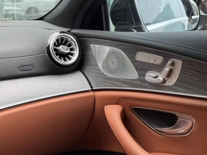 Mercedes-Benz CLS 2023 Model Facelift CLS 300 Luxury Model – фото 7