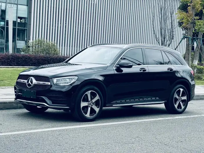 Mercedes-Benz GLC 2022 Model Facelift GLC 260 L 4MATIC Dynamic Model – фото 1