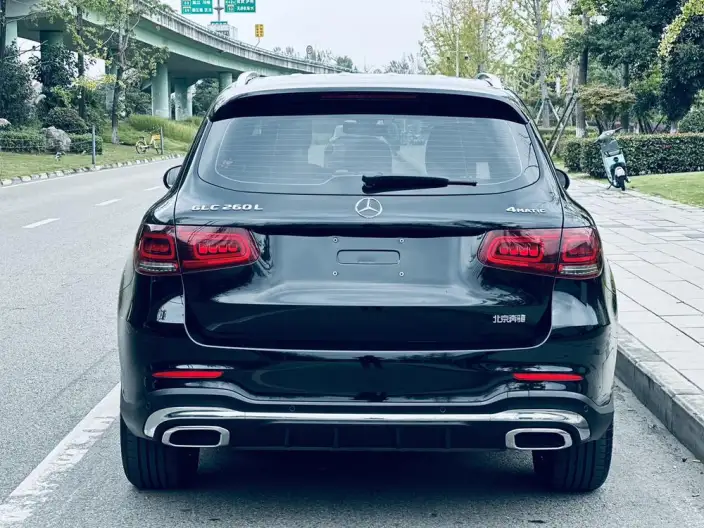 Mercedes-Benz GLC 2022 Model Facelift GLC 260 L 4MATIC Dynamic Model – фото 4