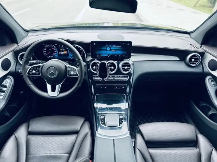Mercedes-Benz GLC 2022 Model Facelift GLC 260 L 4MATIC Dynamic Model – фото 9