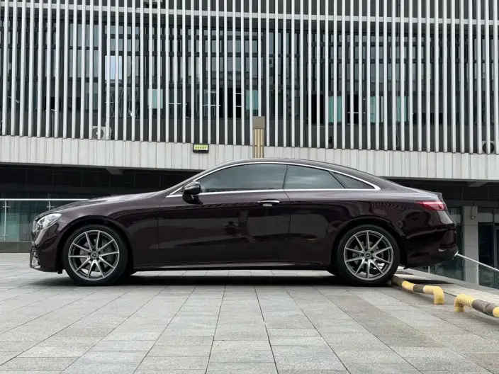 Mercedes-Benz E-Class Imported 2023 Model E 260 Coupe – фото 2