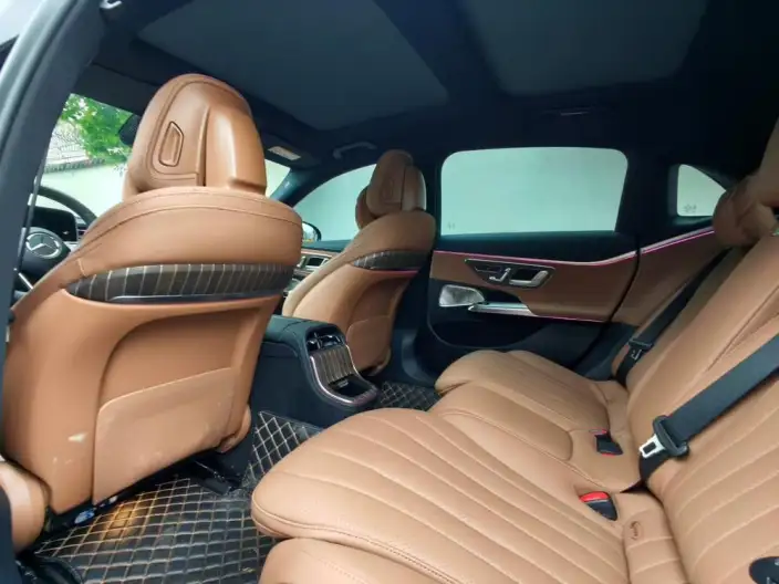 Mercedes-Benz E-Class 2024 Model E 300 L Luxury Model sedan – фото 9