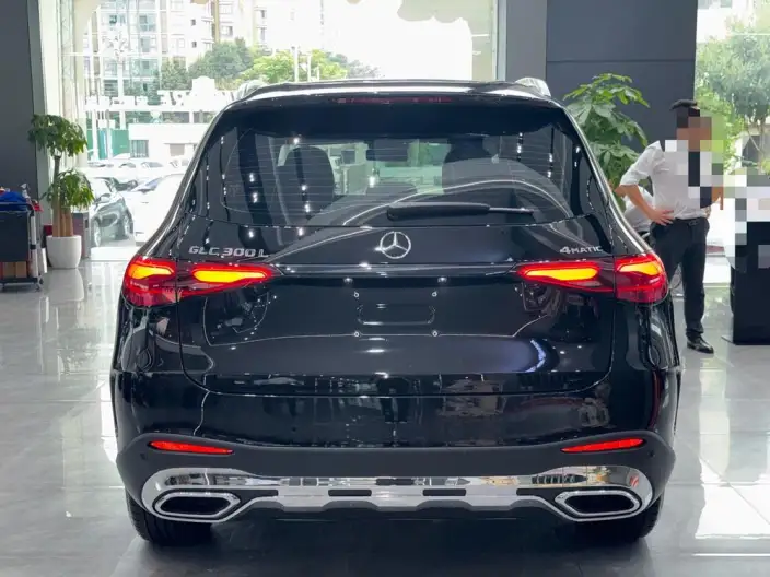 Mercedes-Benz GLC 2023 Model GLC 300 L 4MATIC Dynamic Model 5 seat – фото 4
