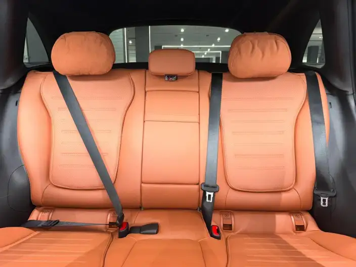 Mercedes-Benz GLC 2023 Model GLC 300 L 4MATIC Dynamic Model 5 seat – фото 10