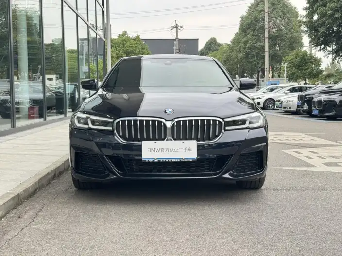 BMW 5 Series 2023 Model 530Li Leading Model M Sports Set – фото 2