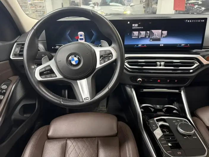 BMW 3 Series 2023 Model 320Li M Sports Set – фото 9