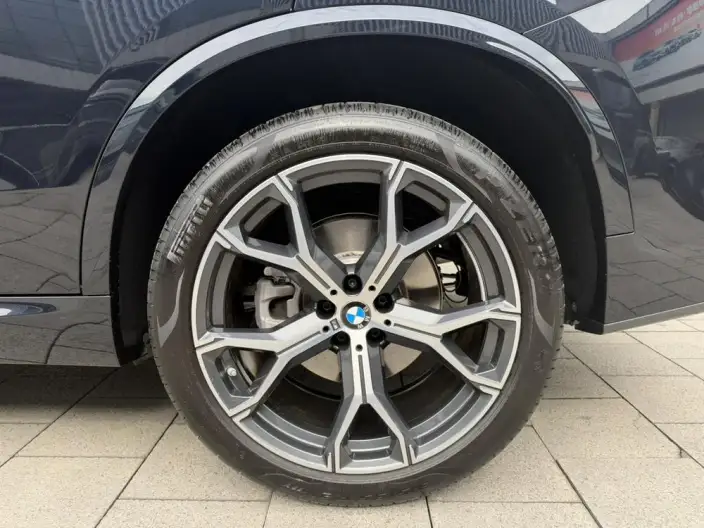 BMW X5 2025 Model xDrive30Li Exclusive Model M Sports Night Set – фото 7