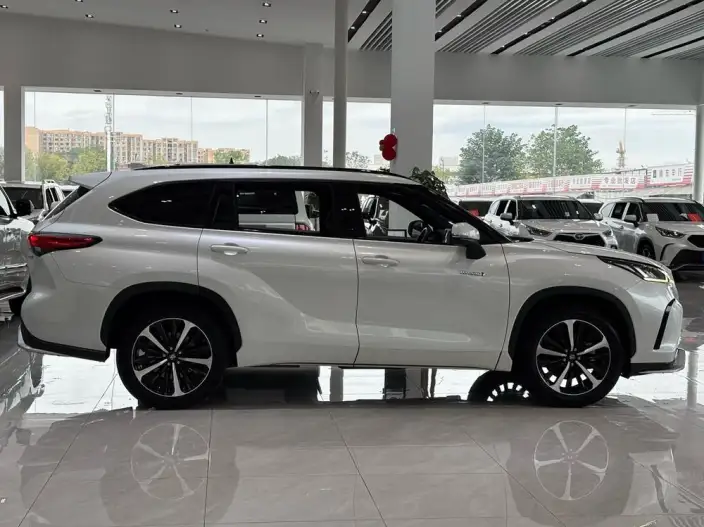 Crown Kluger 2022 Model 2.5L HEV 4WD Deluxe Edition – фото 5