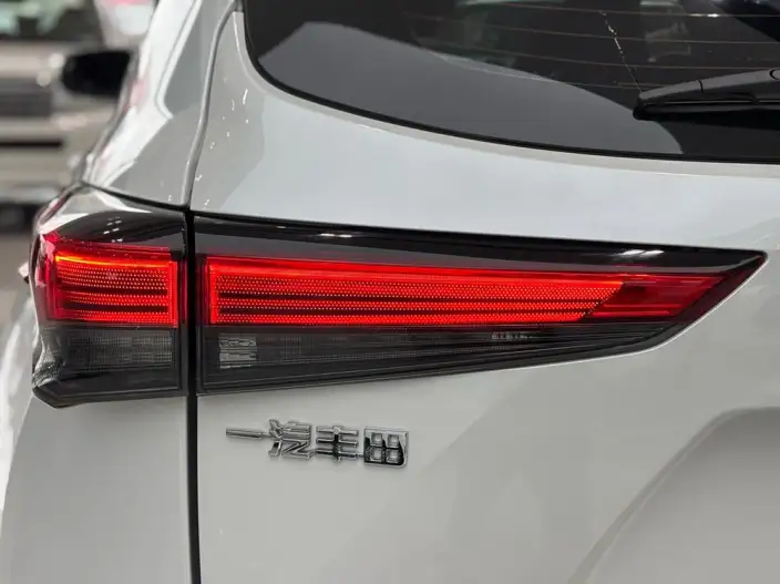Crown Kluger 2022 Model 2.5L HEV 4WD Deluxe Edition – фото 8
